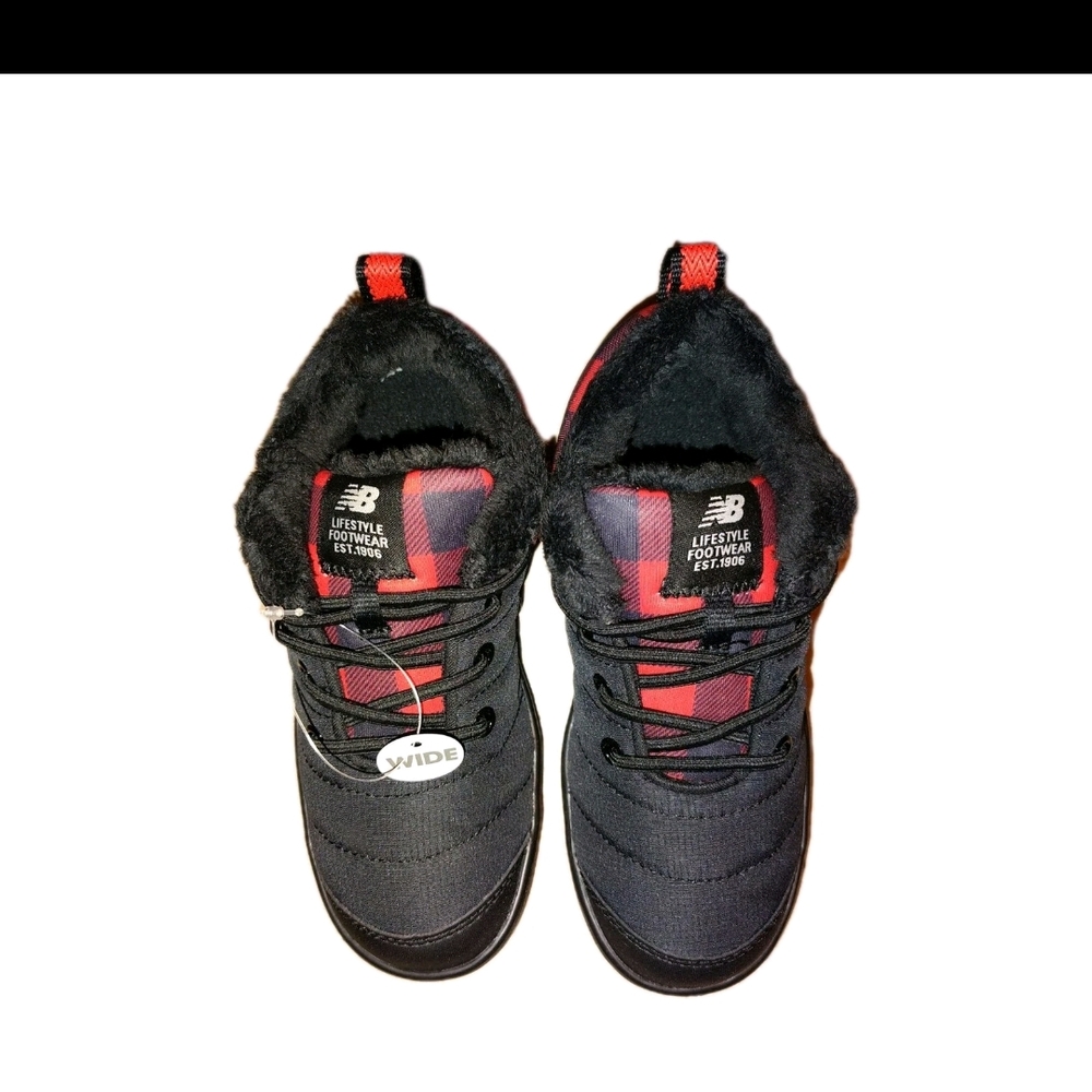 New Balance MCC V1 Bungee Buffalo Print Black Red Shoes - Kids Size 1 Wide - New
